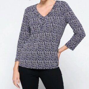 41 Hawthorn Knit Top Size Small Blue Black Geo Print